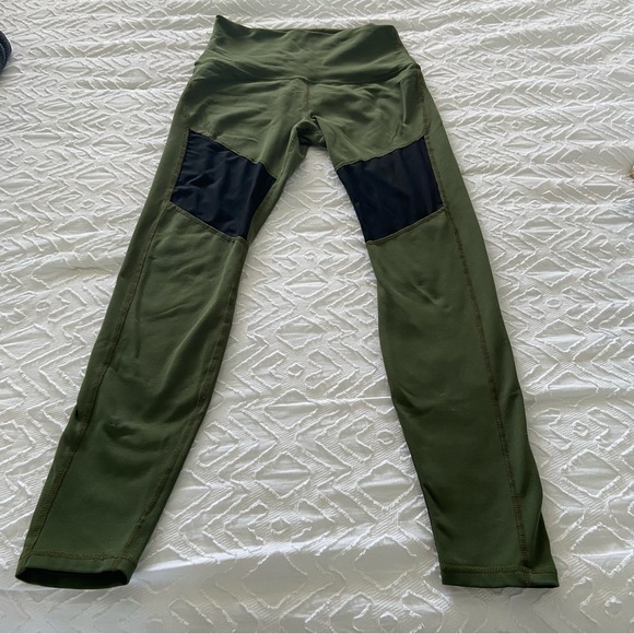 The Barre Code 7/8 Leggings High Panel Mesh Army Green medium - Picture 1 of 8
